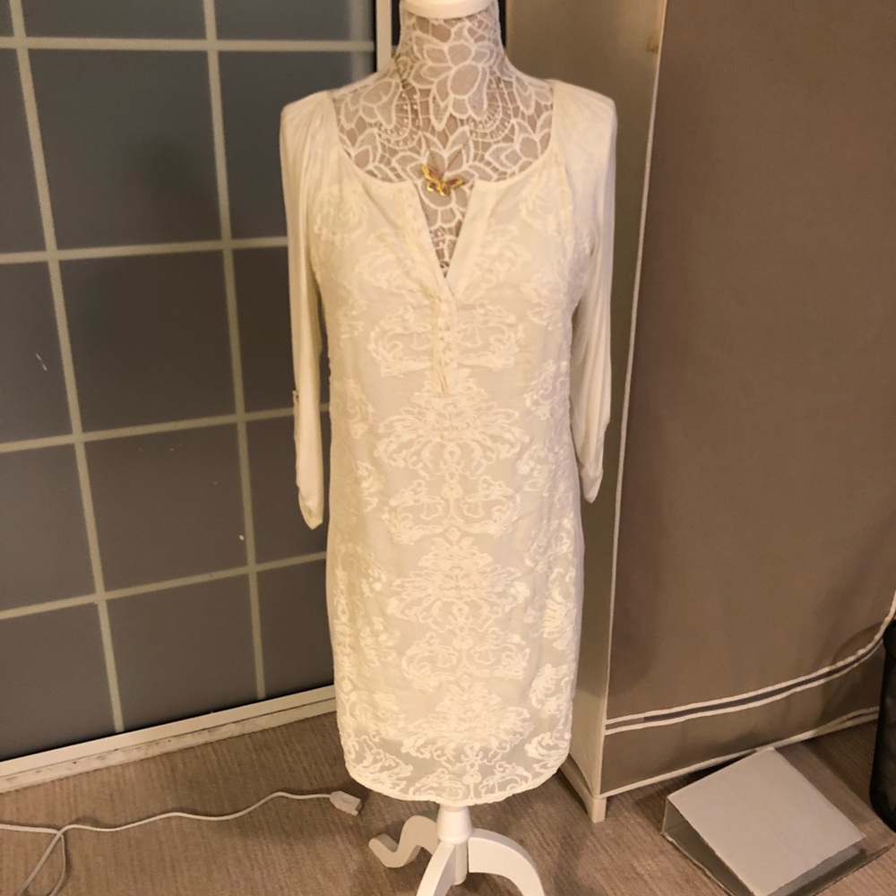 Beautiful lace stitch tunic
